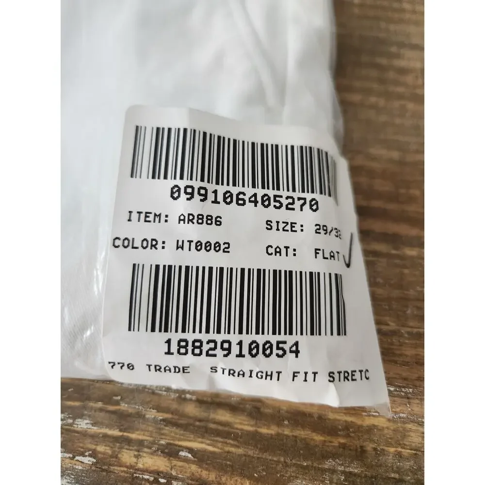 NWT J. Crew Men's 770™ Straight-fit stretch chino pant White 29/32